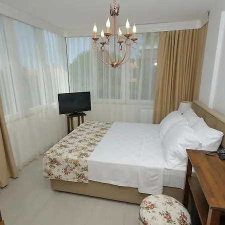 מלון Hotel Rustic Alacati איזמיר
