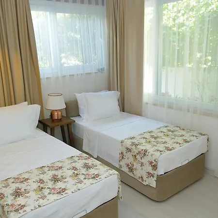 Hotel Rustic Alacati *